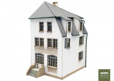 Anlagen-Architekt - 4085 - Genossenschaftshaus Pirkweg 20 mit Geschäft "Kolonialwaren (Bausatz)