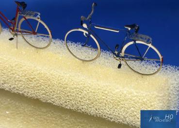 Preview: Anlagen-Architekt - 8004 - Zwei Fahrräder - je ein Damen- und Herrenfahrrad (Fertigmodell) - Spur H0