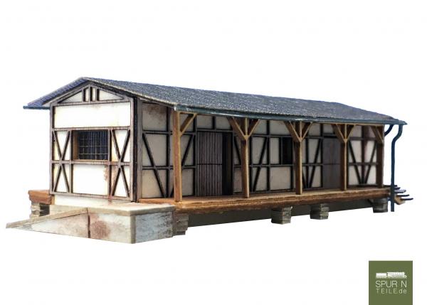 Anlagen-Architekt - 4212 - Schuppen zum Bahnhof Königsberg/Franken. (Bausatz) ehemals Micro Welten 07-25